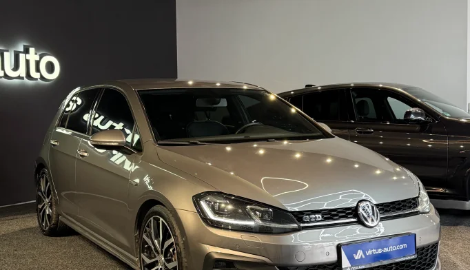 Volkswagen Golf  - 2017