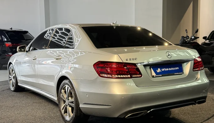 Mercedes-Benz E-Class  - 2016