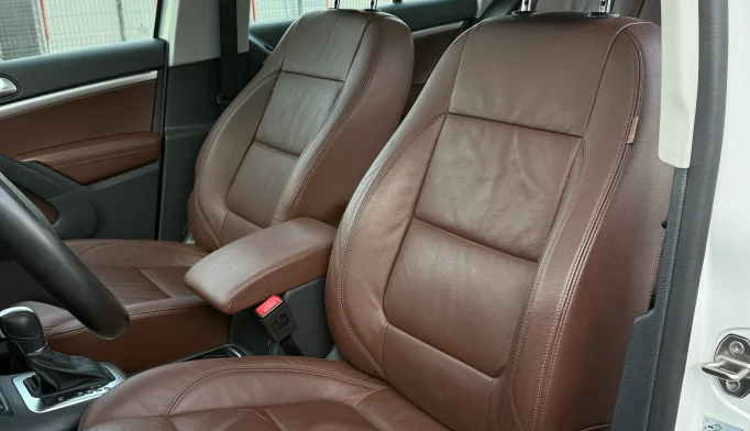 Volkswagen Tiguan  - 2015