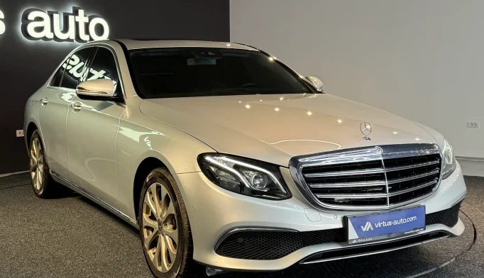 Mercedes-Benz E-Class  - 2019