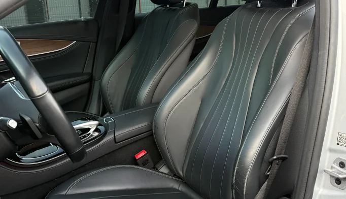 Mercedes-Benz E-Class  - 2019