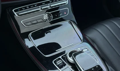 Mercedes-Benz E-Class  - 2019