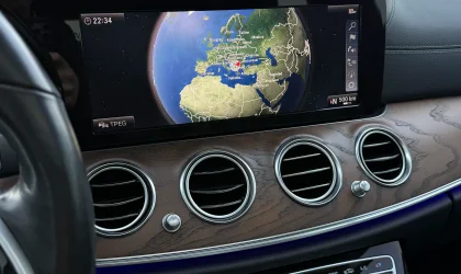 Mercedes-Benz E-Class  - 2019