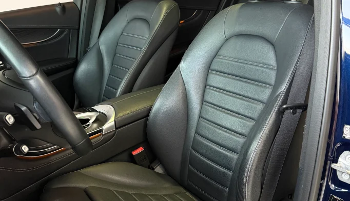 Mercedes-Benz GLC  - 2018