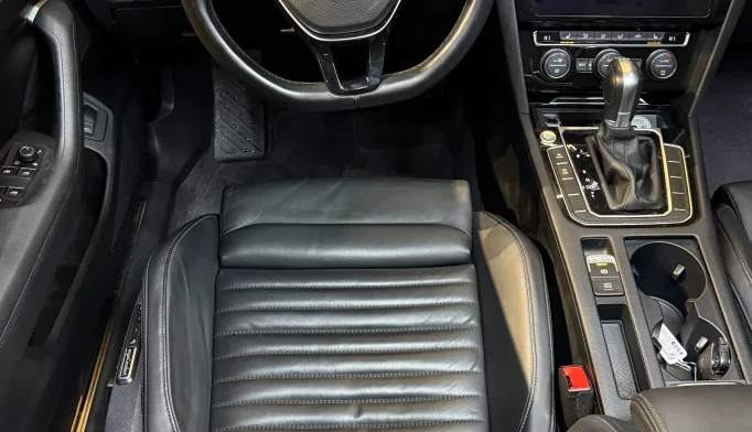 Volkswagen Passat  - 2018