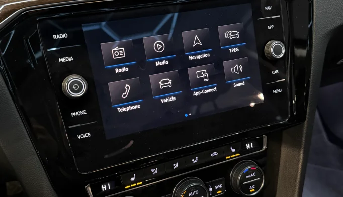 Volkswagen Passat  - 2018