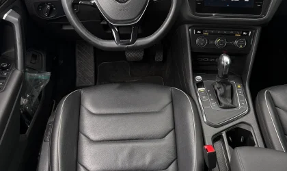 Volkswagen Tiguan  - 2020