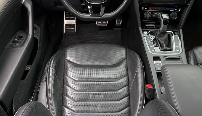 Volkswagen Arteon  - 2021