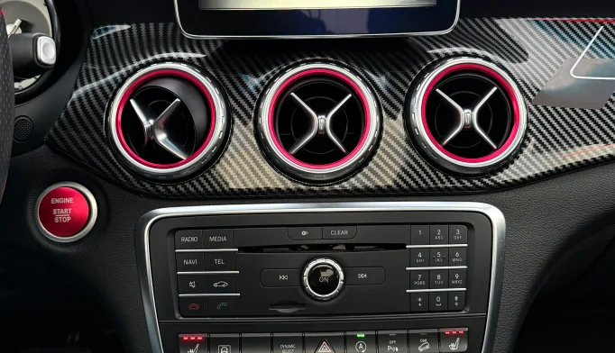 Mercedes-Benz GLA-Class  - 2016