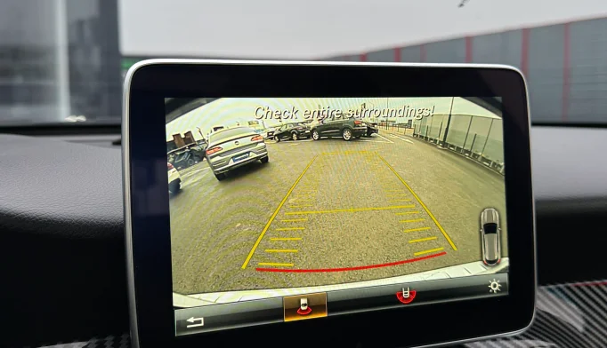 Mercedes-Benz GLA-Class  - 2016