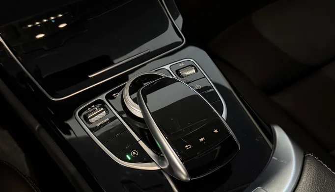 Mercedes-Benz C-Class  - 2017