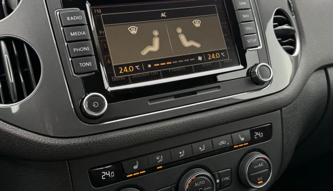 Volkswagen Tiguan  - 2016