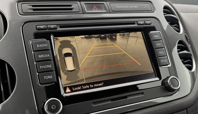 Volkswagen Tiguan  - 2016