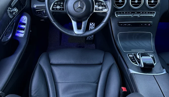 Mercedes-Benz C-Class  - 2018