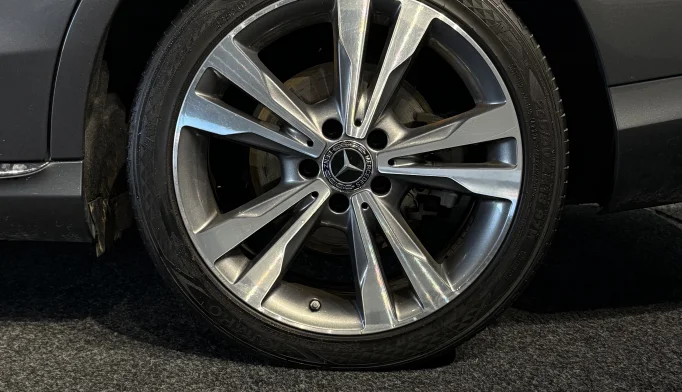 Mercedes-Benz C-Class  - 2018