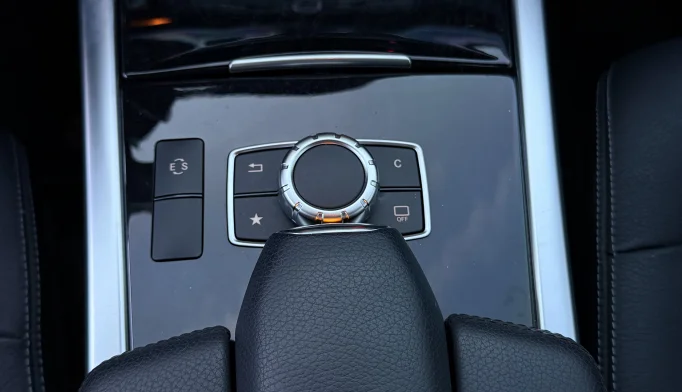 Mercedes-Benz E-Class  - 2016