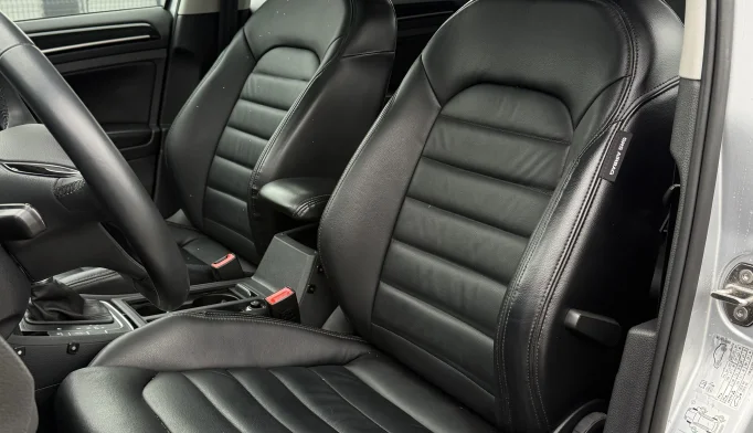 Volkswagen Golf  - 2016