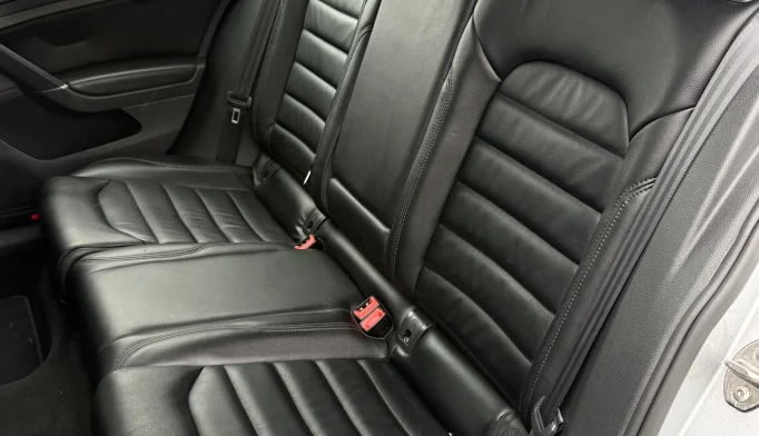 Volkswagen Golf  - 2016