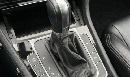 Volkswagen Golf  - 2016