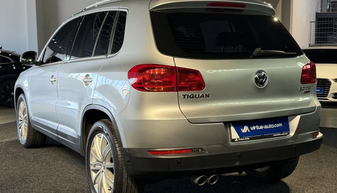 Volkswagen Tiguan  - 2016