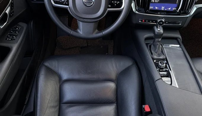 Volvo S90  - 2018