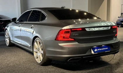 Volvo S90  - 2018