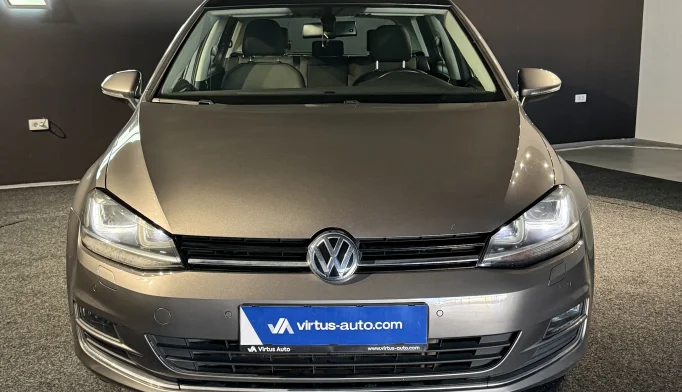 Volkswagen Golf  - 2016