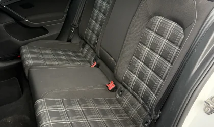 Volkswagen Golf  - 2016