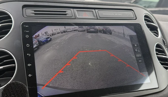 Volkswagen Tiguan  - 2016