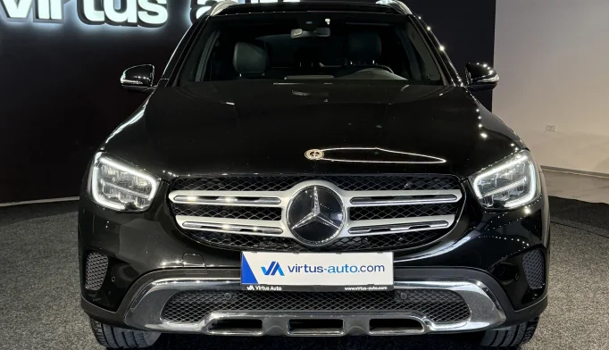 Mercedes-Benz GLC  - 2021