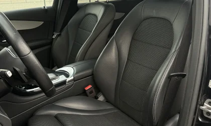 Mercedes-Benz GLC  - 2021