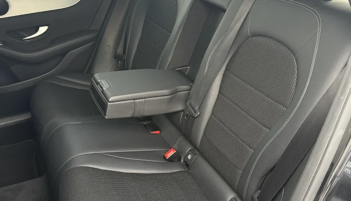 Mercedes-Benz GLC  - 2021