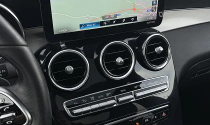 Mercedes-Benz GLC  - 2021