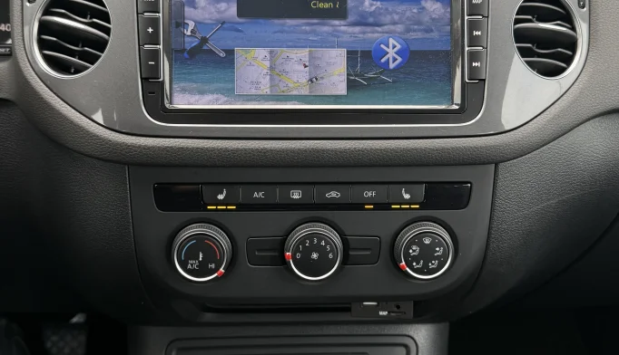 Volkswagen Tiguan  - 2016