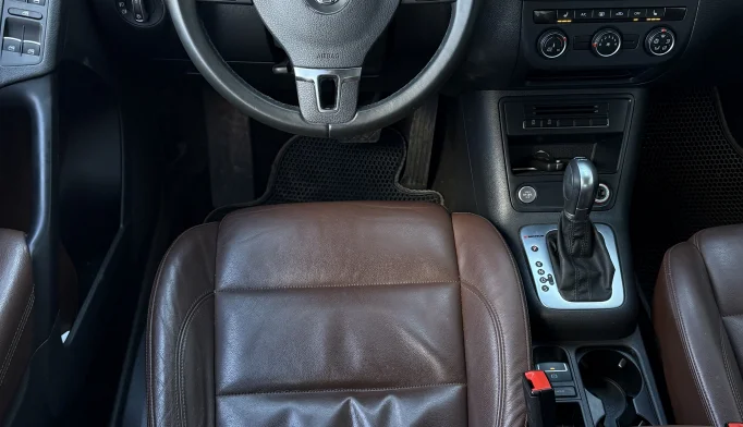 Volkswagen Tiguan  - 2016