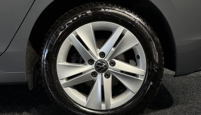 Volkswagen Golf 8  - 2022