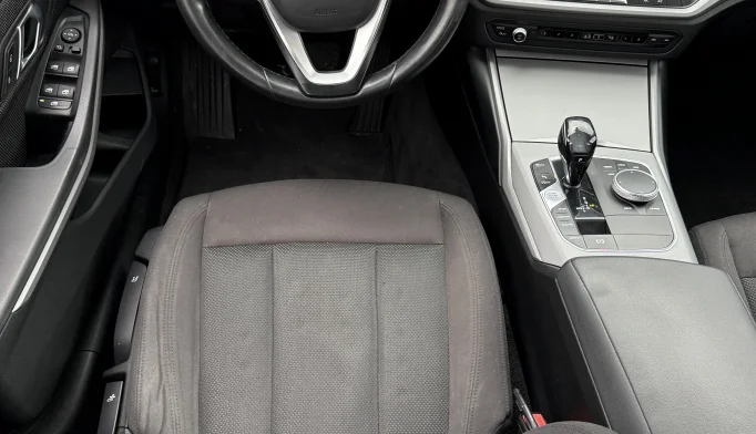 BMW 3 Series  - 2019