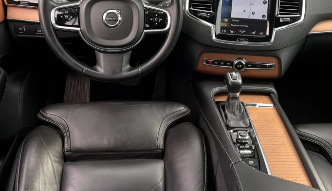 Volvo XC90  - 2016