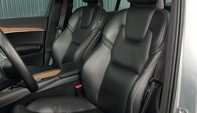 Volvo XC90  - 2016