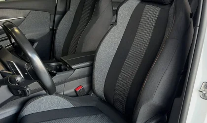 Peugeot 3008  - 2021