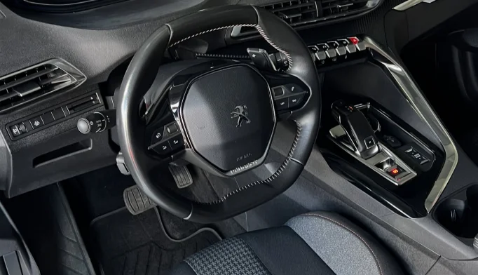 Peugeot 3008  - 2021