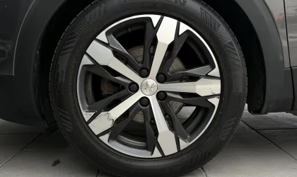 Peugeot 3008  - 2020