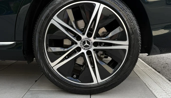 Mercedes-Benz C-Class  - 2019