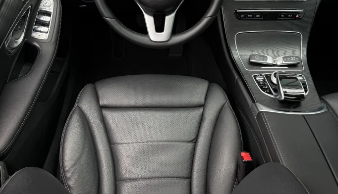 Mercedes-Benz C-Class  - 2019