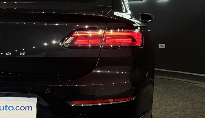 Volkswagen Arteon  - 2019