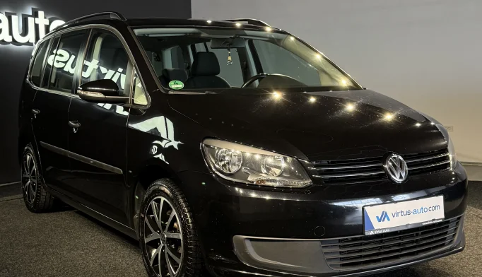 Volkswagen Touran  - 2015