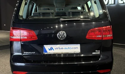 Volkswagen Touran  - 2015