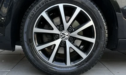 Volkswagen Touran  - 2015