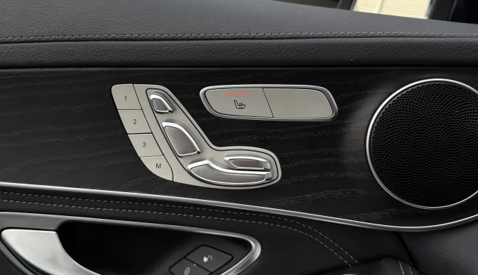 Mercedes-Benz GLC  - 2016