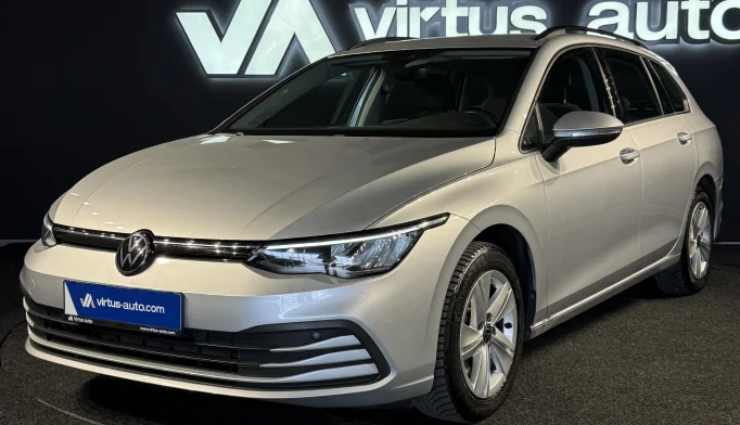 Volkswagen Golf 8  - 2021